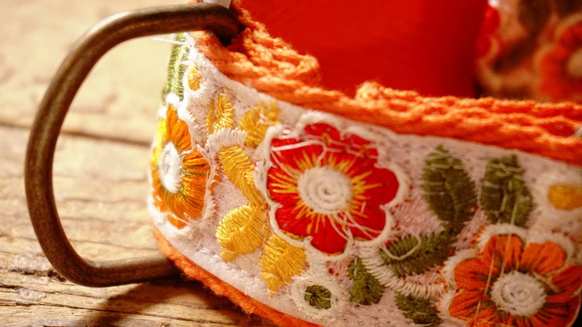 hundsfutter - Wholesale Pet Collar - Dog - Individual orange necklace with floral design.4