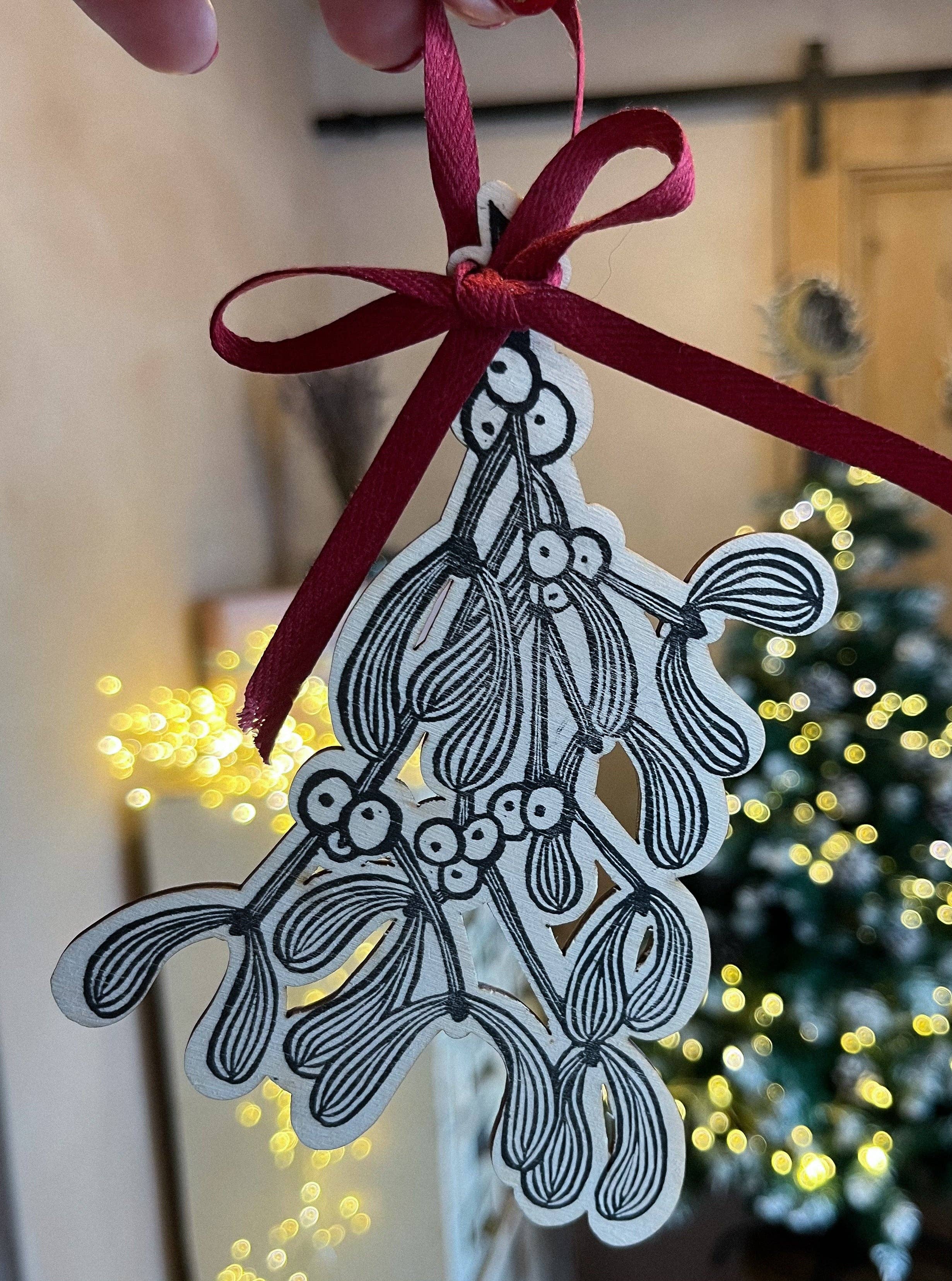 Beth Lewis Art - Wholesale Ornament - Wooden Tree Decorations9