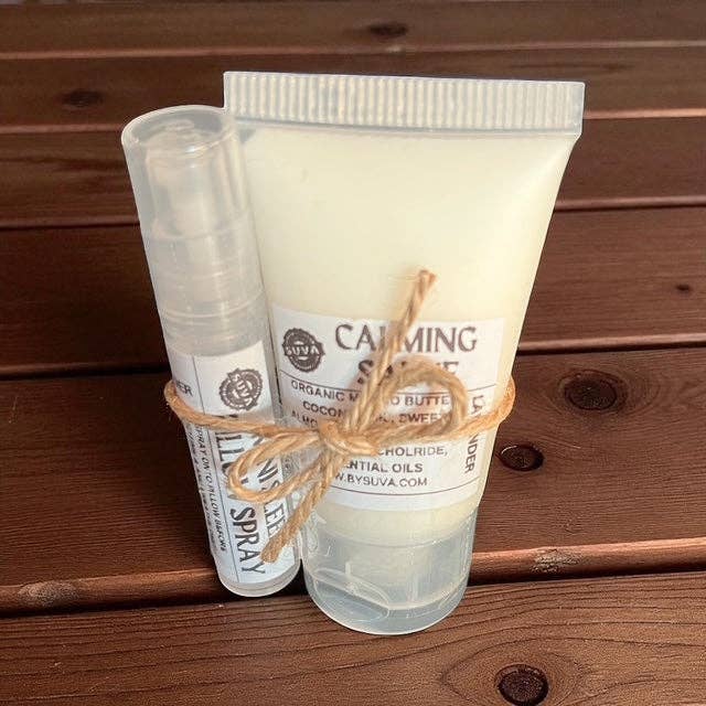 SuVa – Großhandel Bade- & Körperpflege-Set – Lavendel Beruhigungsbalsam & Mini-Kissenspray Geschenkset3