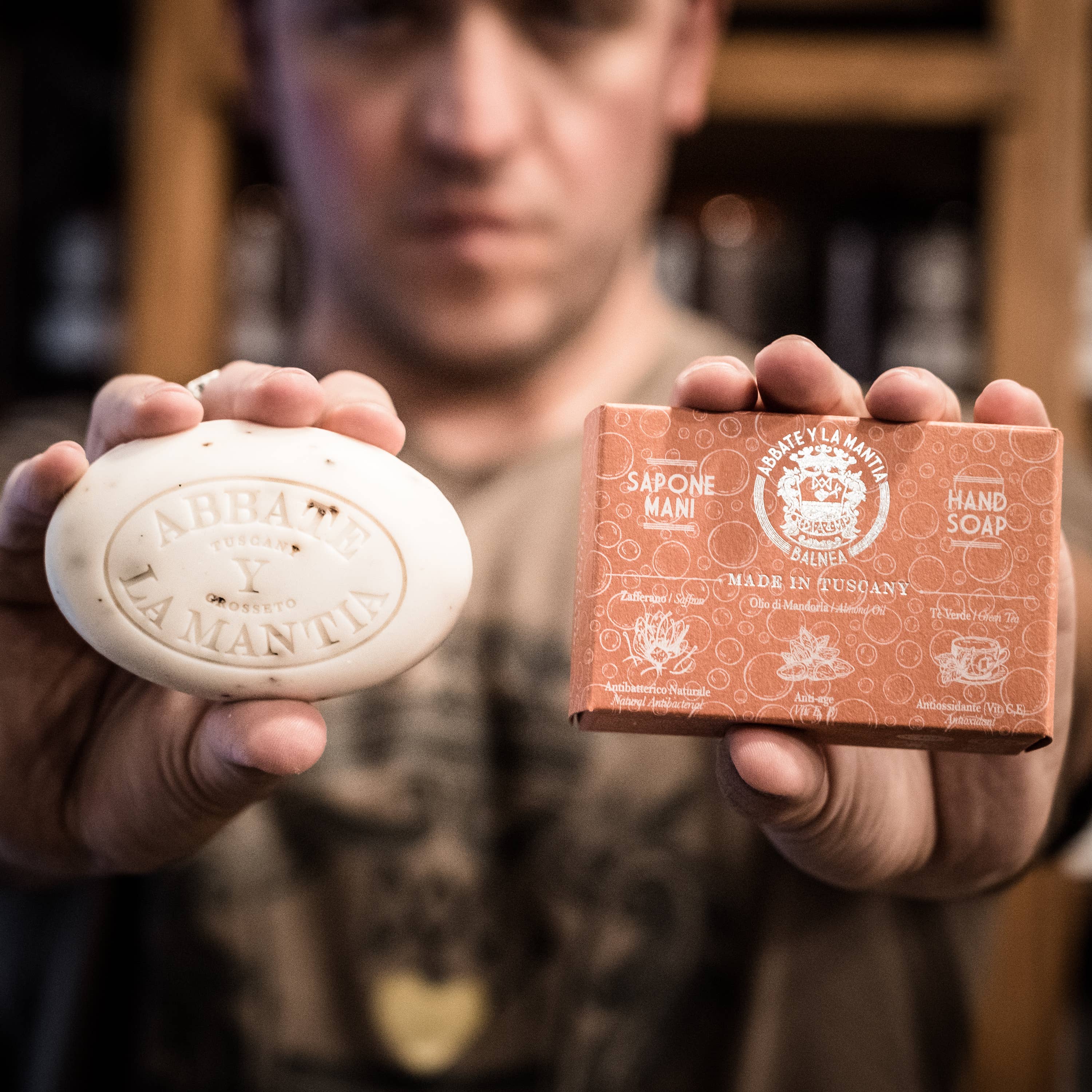 Abbate Y La Mantia - Wholesale Bar Soap - Soap | Saffron, Sweet Almond Oil, Green Tea0