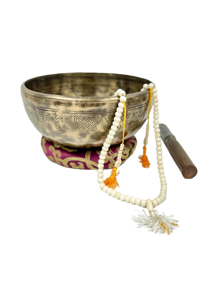 Terapisångskål Antik finish graverad
för wholesale av Yak & Yeti