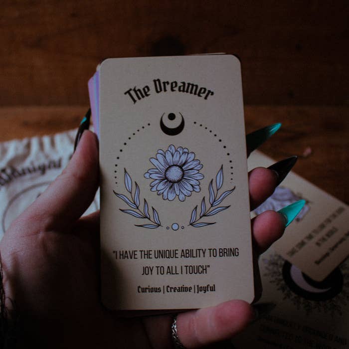 Midnight Raven Studios - Wholesale Tarot Cards - Midnight Star Oracle Deck - Witchy Oracle Deck2