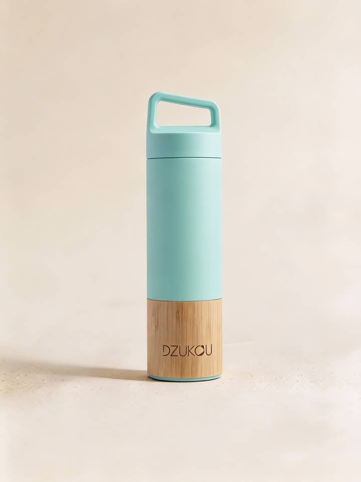 Vacuum Insulated Stainless Steel Bamboo Bottle - 530 ml for wholesale by Dzukou B.V.