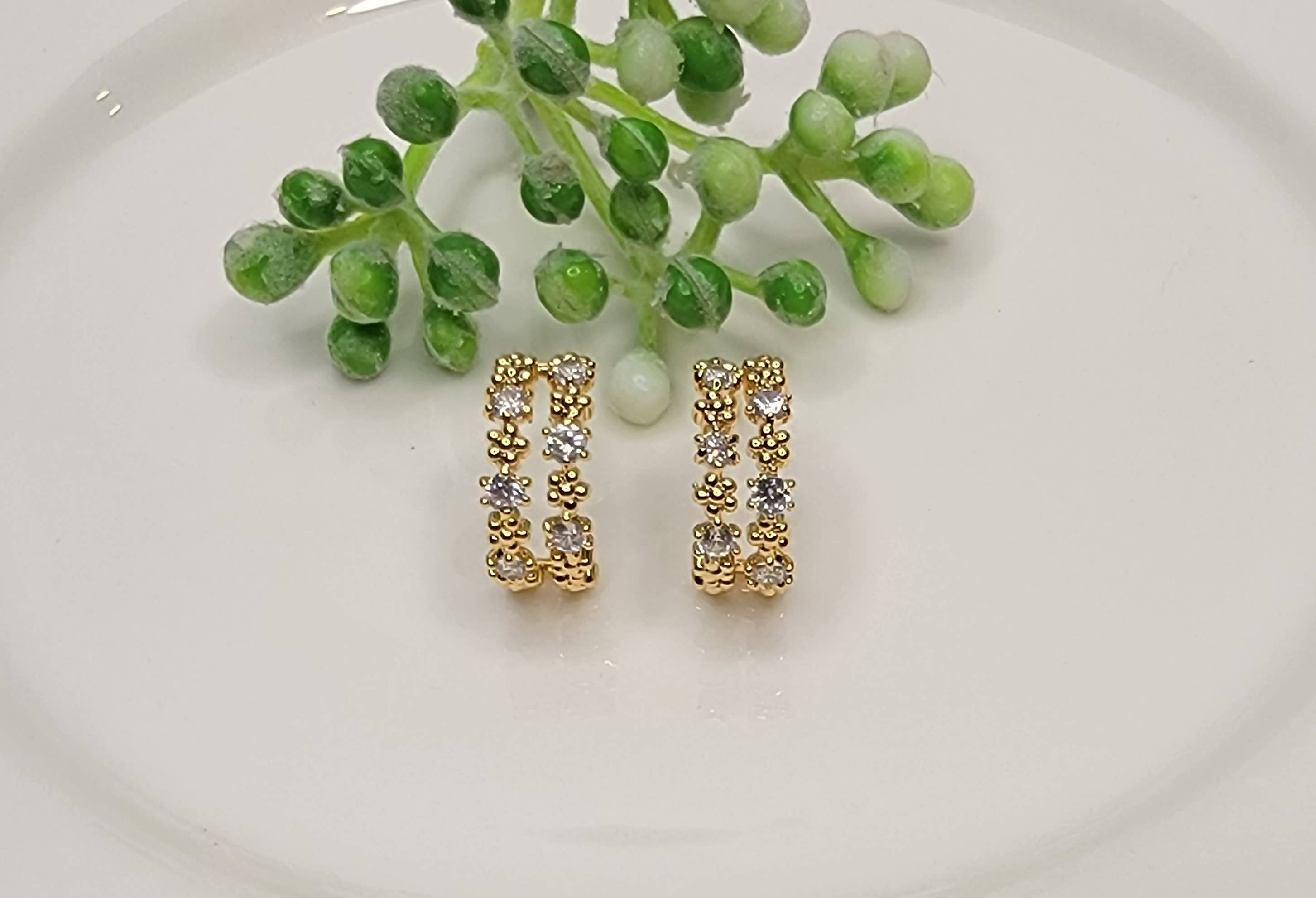 BETTYOH INC - Vendita all'ingrosso Orecchini a cerchio - ARTICOLO # LC82