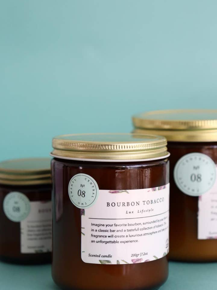 08 | Empower | Bourbon Tobacco | Bougie parfumée pour la vente par Central 220