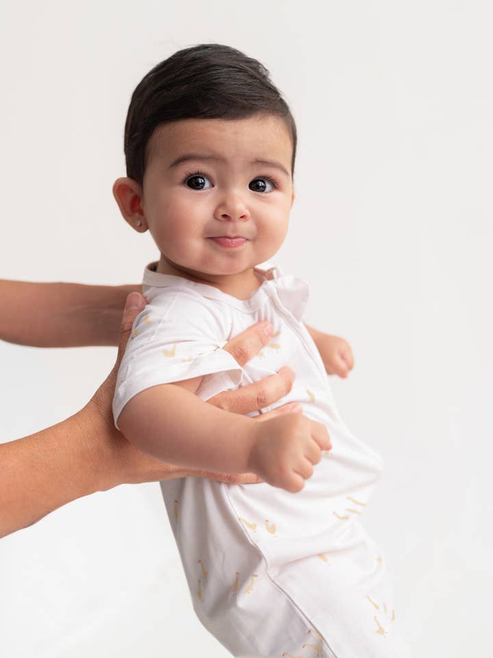 Combinaison courte en bambou Zippy pour oies pour la vente par Lilulila