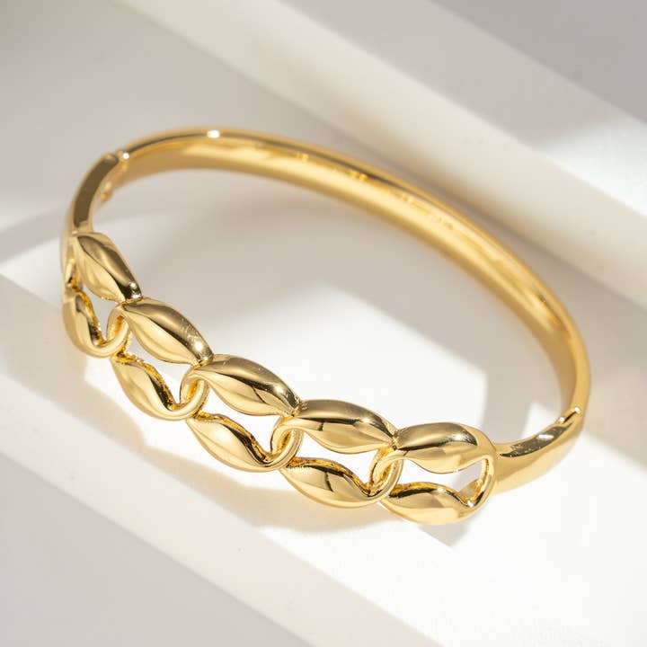 COSMOS - Wholesale Link & Chain Bracelet - Gold Steel Bracelet with Chic Oval Links Fashion Trend Parties0