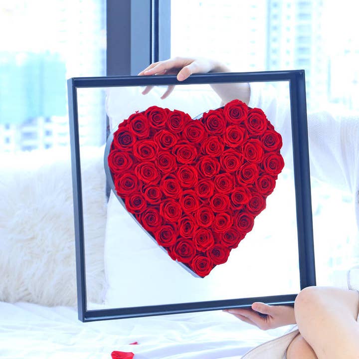 verona home and gift - Wholesale Artificial Flowers - Preserved Eternal Roses In Large Heart Frame4