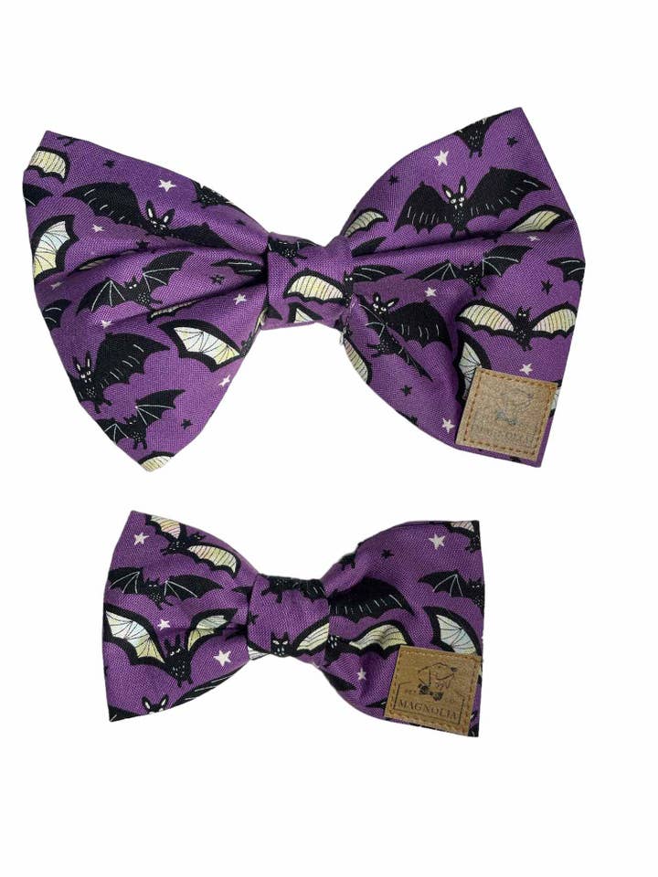 Morcegos no Laço Roxo - Brilhos no Escuro por atacado de The Magnolia Pet Co.