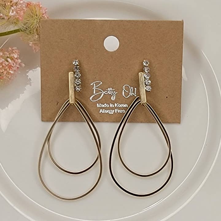 PENDIENTES COLGANTES. para venta al por mayor de BETTYOH INC