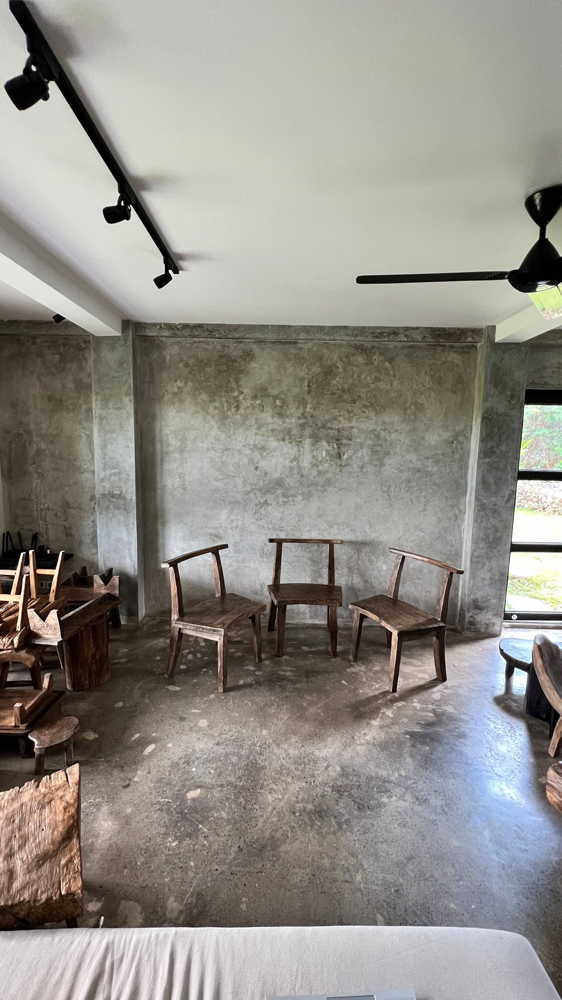 Office Objets – wholesale Chair – Large chair or armchair in antique teak H84 L6062