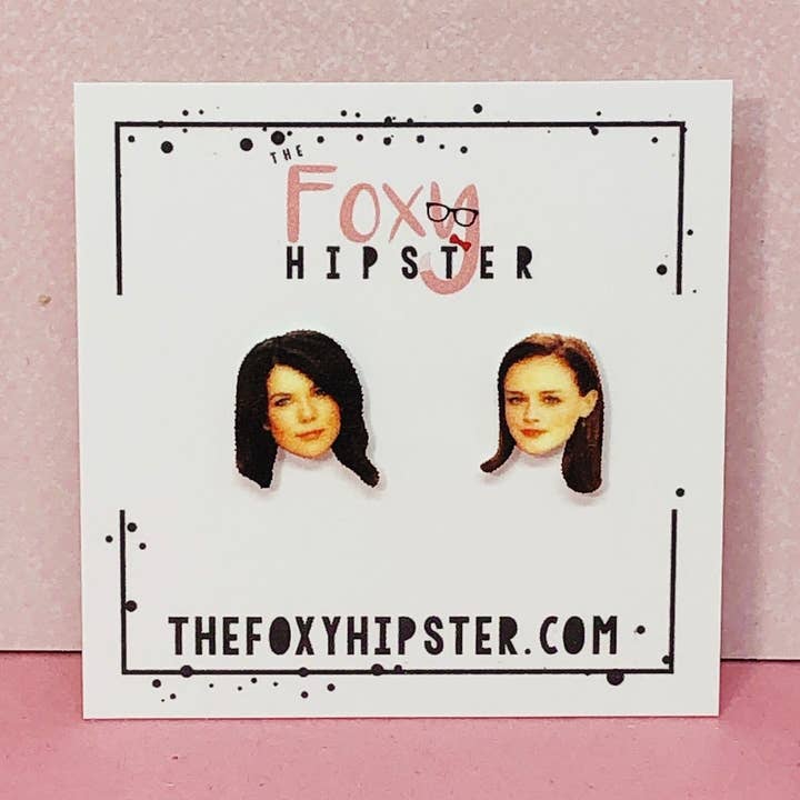Boucles d'oreilles à tige inspirées de Gilmore pour filles pour la vente par The Foxy Hipster