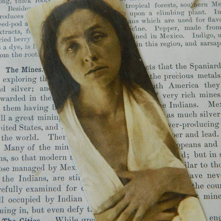 Bokmärke Georgia O Keefe av Alfred Stieglitz för wholesale av Sarah Wood Studio