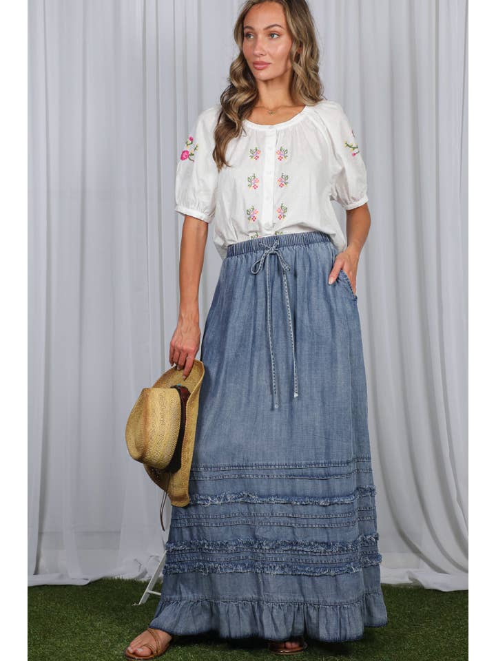 Vine & Love - Wholesale Skirt - Women's - Ruffle Frayed Hem Chambray Casual Western Maxi Skirt VS8315117