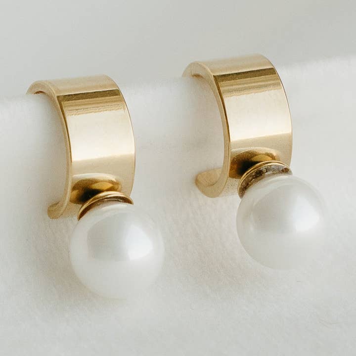 Boucles d'oreilles Colette pour la vente par PETITE GOLD