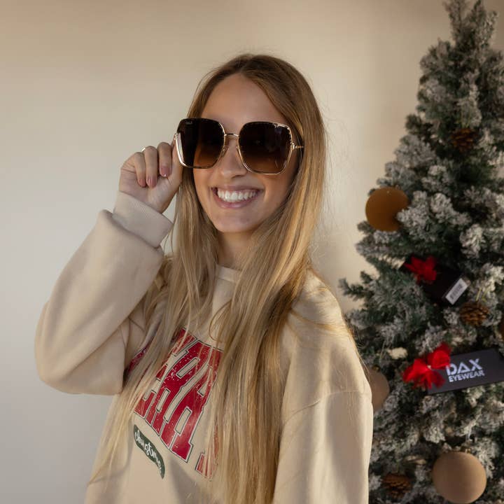 DAX Eyewear - Wholesale Sunglasses - Women's - Aspen - Women's Oversized Square Frame Sunglasses 3