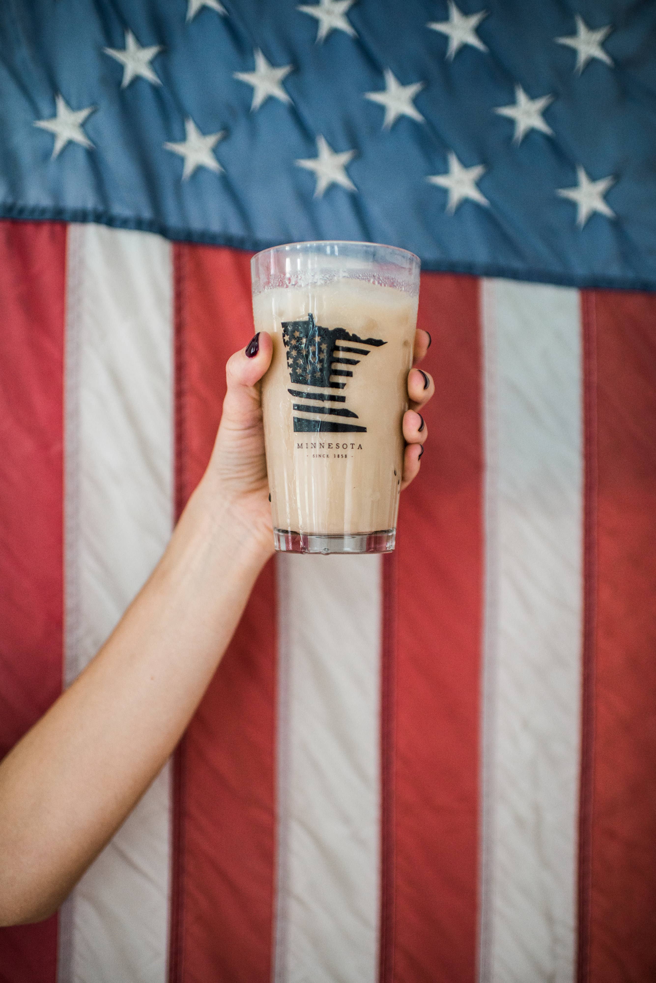 Northern Goods - Wholesale Beer Glass/Mug - American Road Trip: Minnesota Pint Glass4