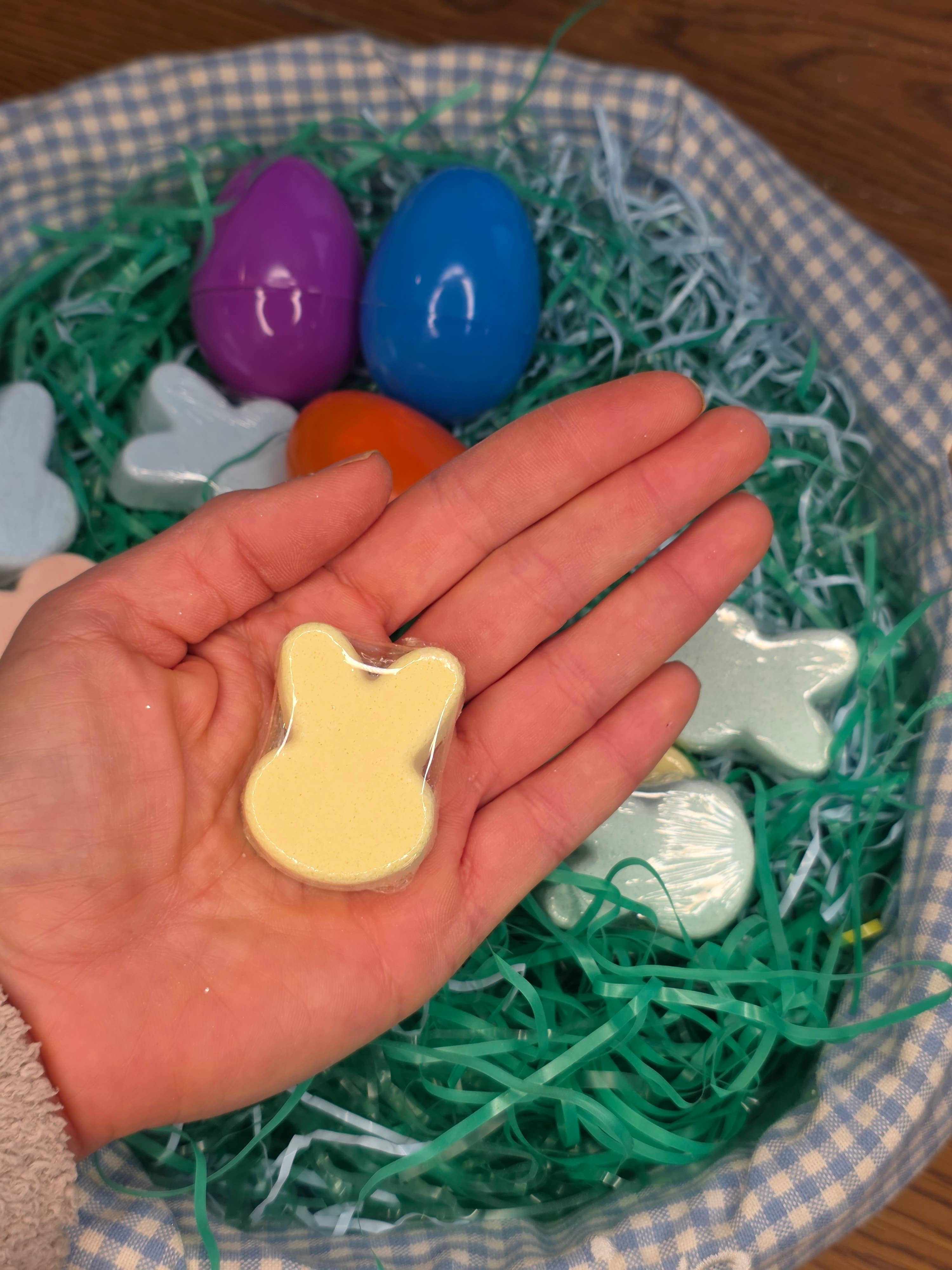 Roxy Grace - Wholesale Bath Bomb/Fizz - Easter Egg Bunny Bath Bomb - Pack of 65