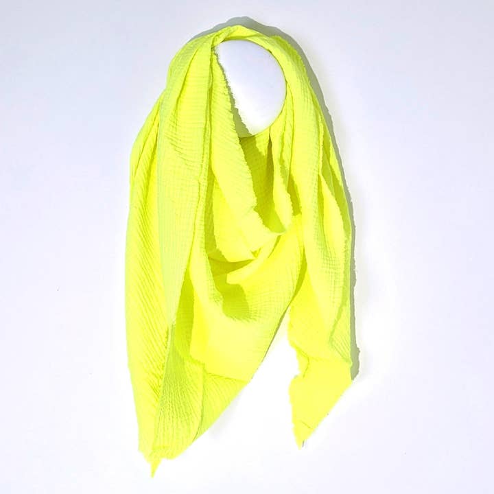 Tempest Designs – wholesale Scarf – Women's – Italian cotton raw edge plain scarf13