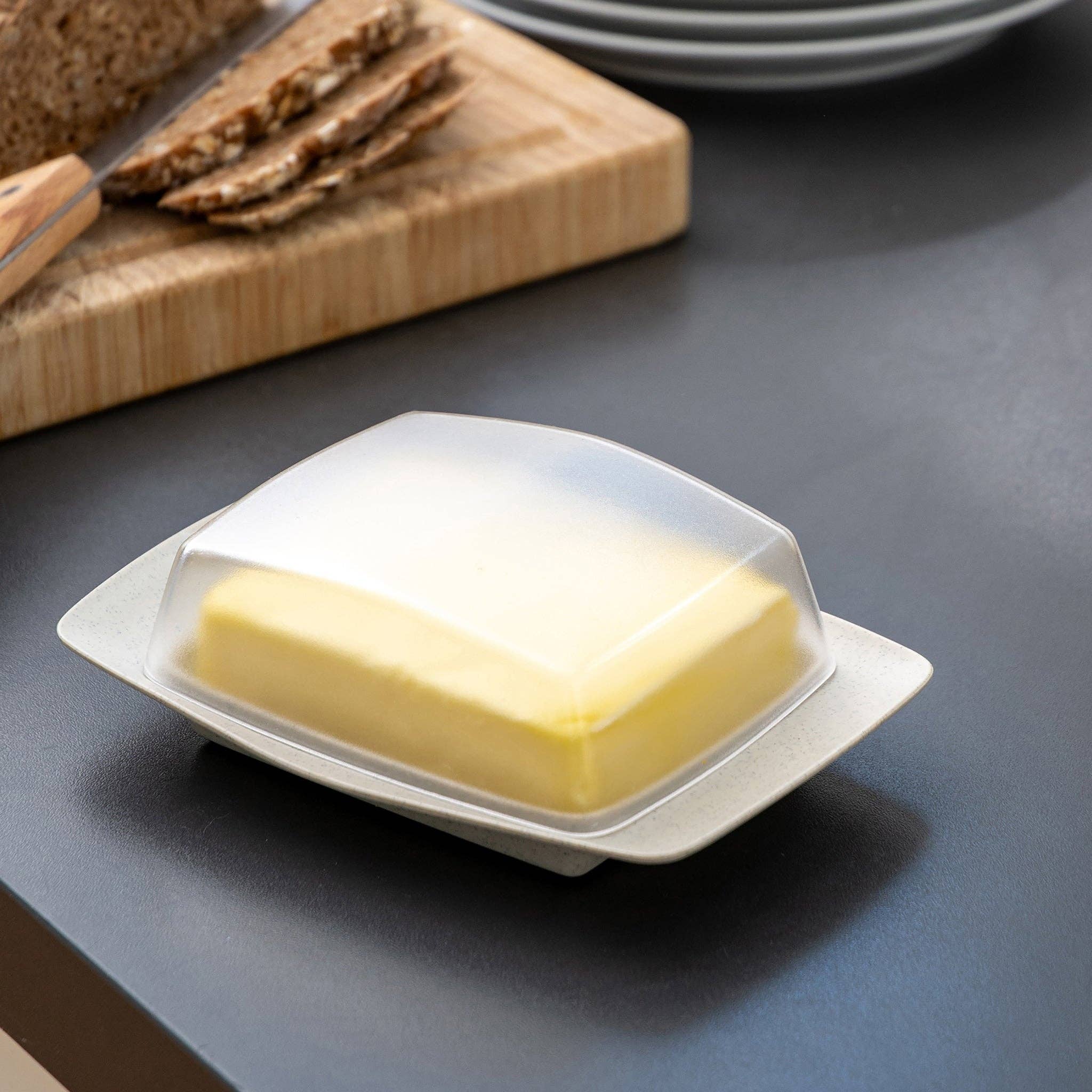 Nature desert sand Butter dish RIO for wholesale on Faire1