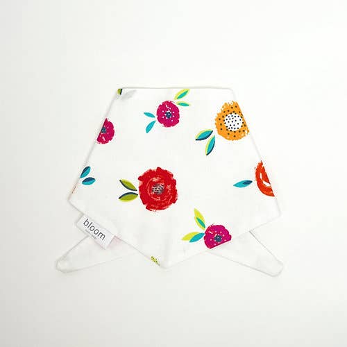 Bandana floral pour animaux de compagnie pour la vente par Bloom Home and Design