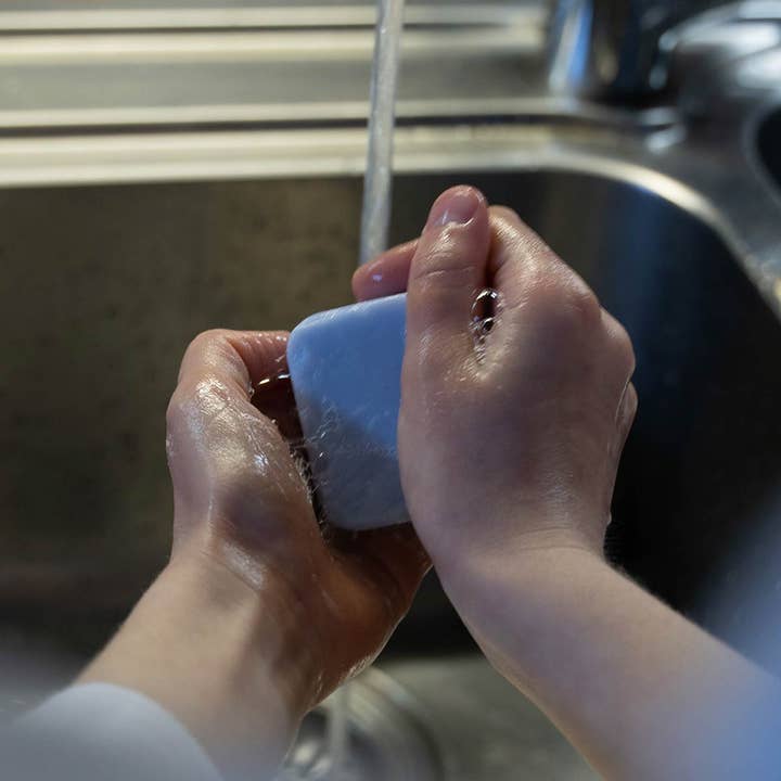 Kindy Soap - Wholesale Bar Soap - Kindy Mini Blue Surprise Soap for Kids3