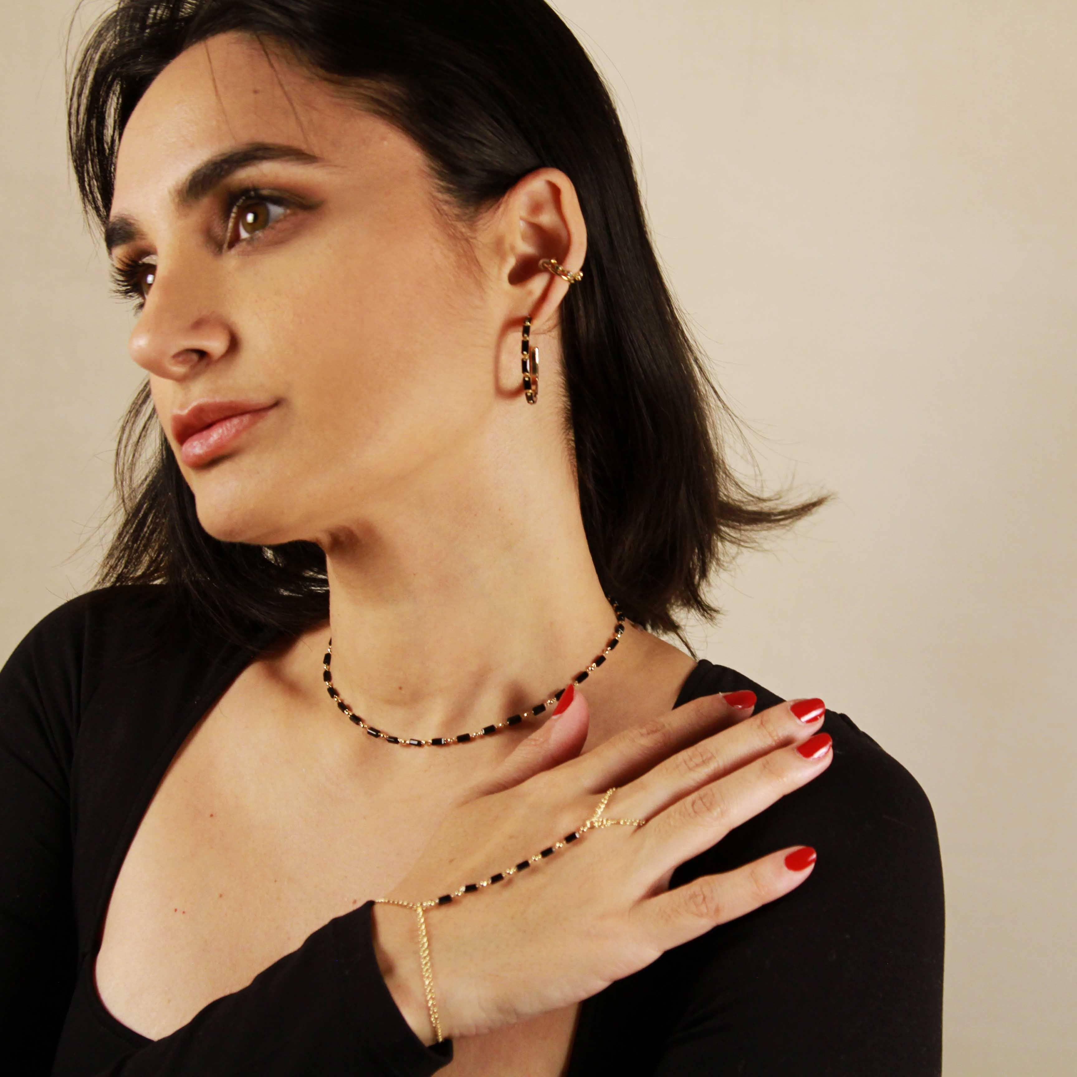 GoldFi - Wholesale Link & Chain Bracelet - Black Crystals Hand Chain1