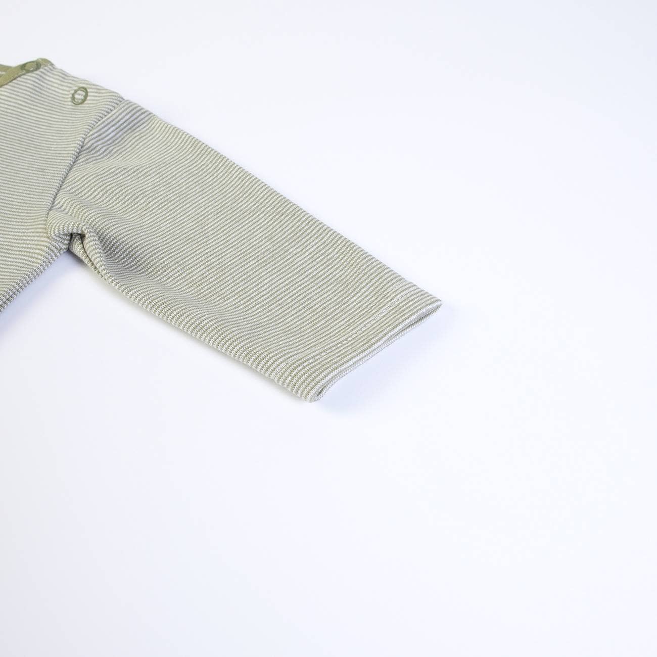 Brown green 16582 - Dungarees + t-shirt - AW 25-26 for wholesale on Faire4