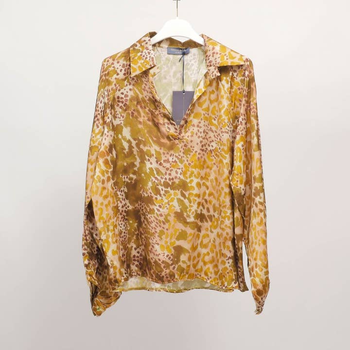 Tunique fluide imprimé animalier en viscose et soie KD7365VS-7 pour la vente par Cecile Wang