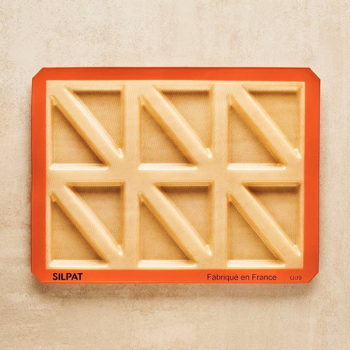 Silpat 12 Scones Mold for wholesale by Maison Demarle