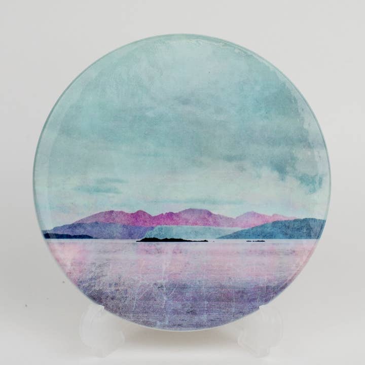 Dessous de verre en céramique Arran over Sound of Bute dans un coffret cadeau pour la vente par Cath Waters Scottish Landscapes