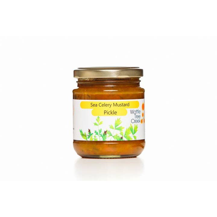 Cornichon au céleri de mer et à la moutarde pour la vente par The Byron Co-op