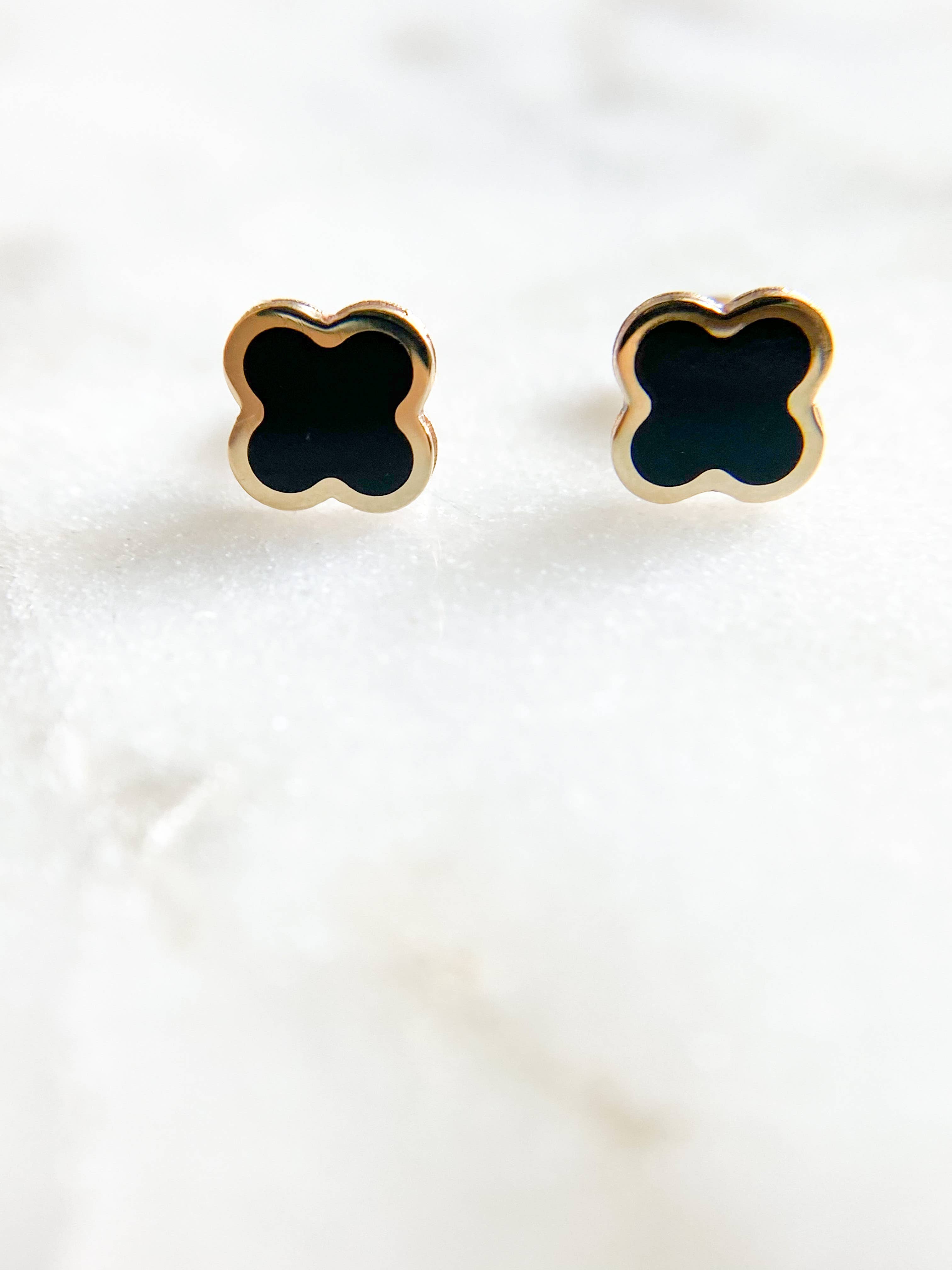DMK Jewelry - Wholesale Stud/Post Earrings - 14K Gold Clover Earrings2