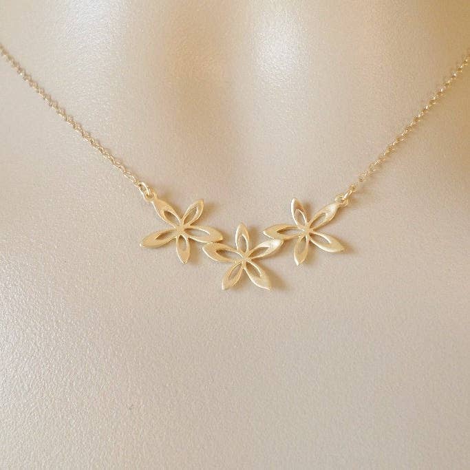 The Wandering Dandelion – wholesale – Blomsterhalsband - Guldhalsband - Guldblomma Smycken - Triple Flower Halsband - Guldpläterat och guldfyllt halsband - Mors dag gåva