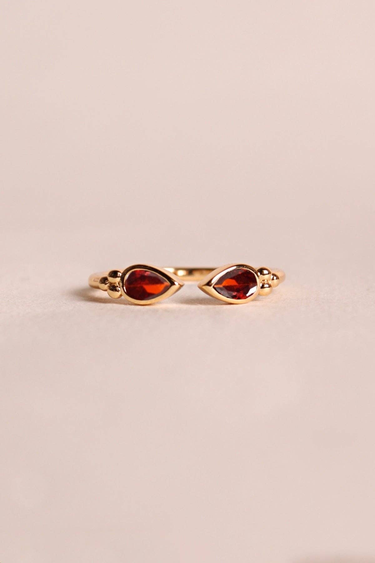 Waekura – wholesale Multi-stone ring – Alma ring2