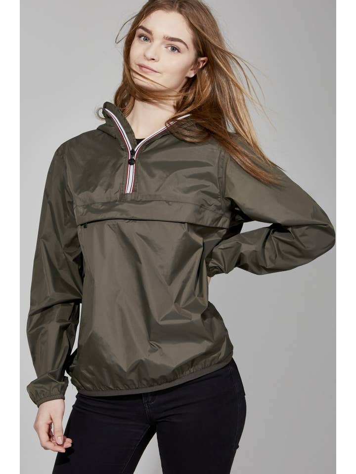 O8 Lifestyle – wholesale Raincoat – Women's – Torba Quarter Zip light Packable Rain Jacket3