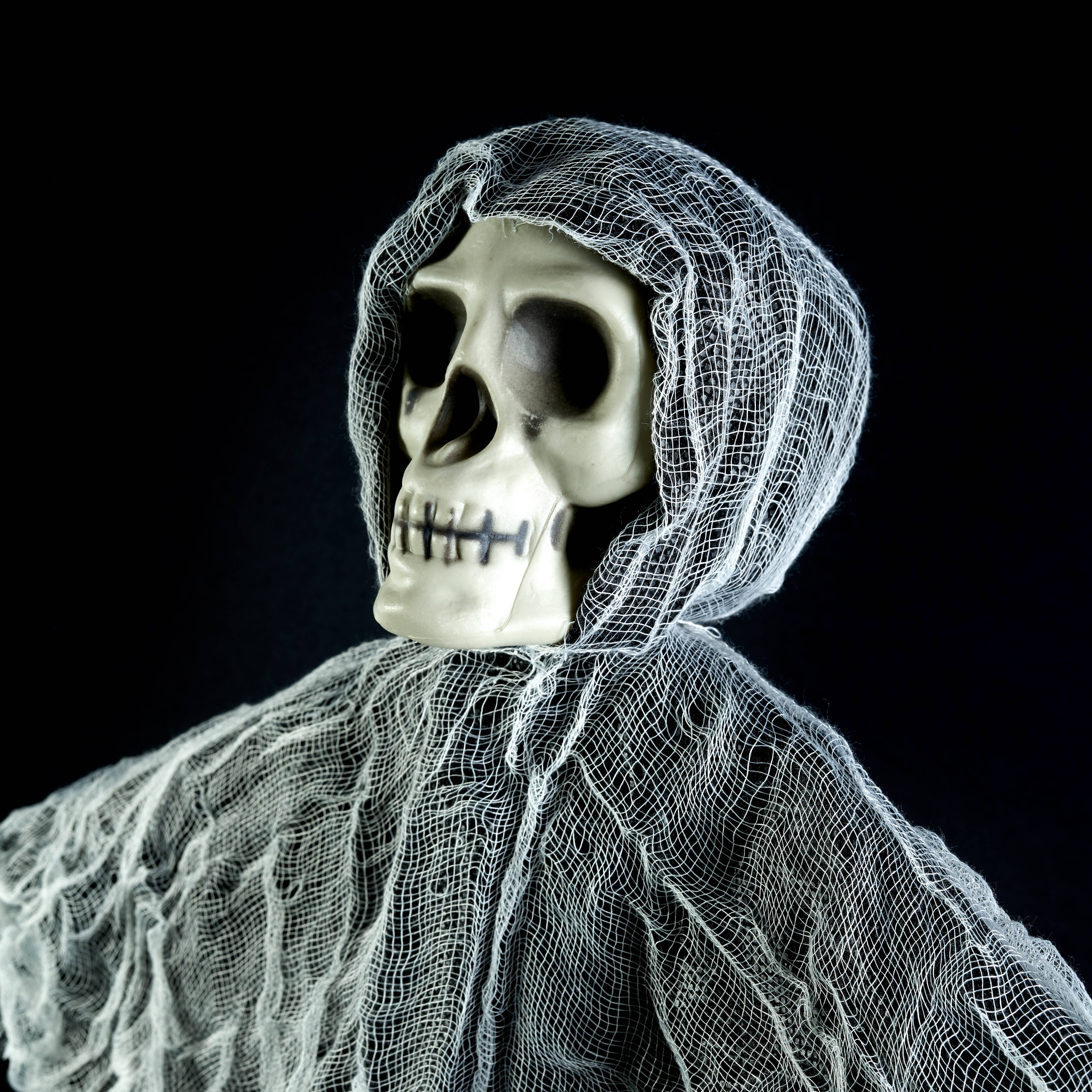 The Twiddlers - Vente Décalcomanie – décorations de fête - 3 squelettes de Spooky Grim Reaper, bras extensibles - Halloween2