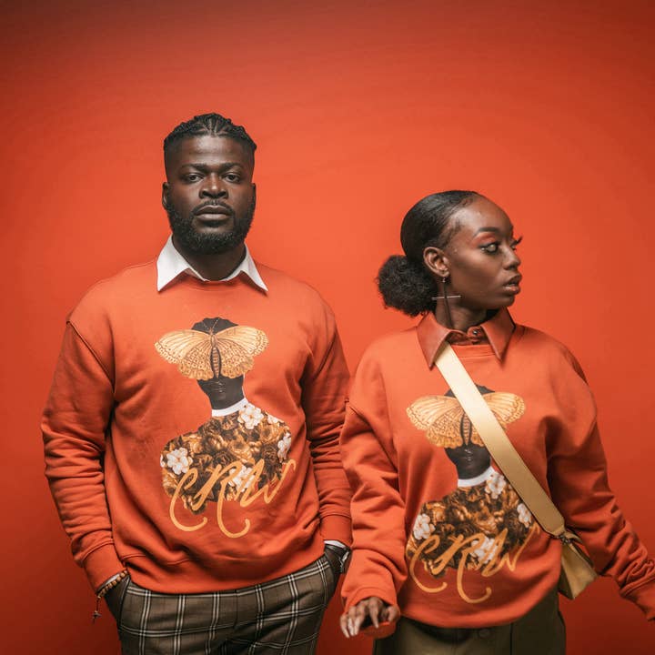 « MONARCH » - PULL RAS DU COU DE LUXE pour la vente par Culture Rich World