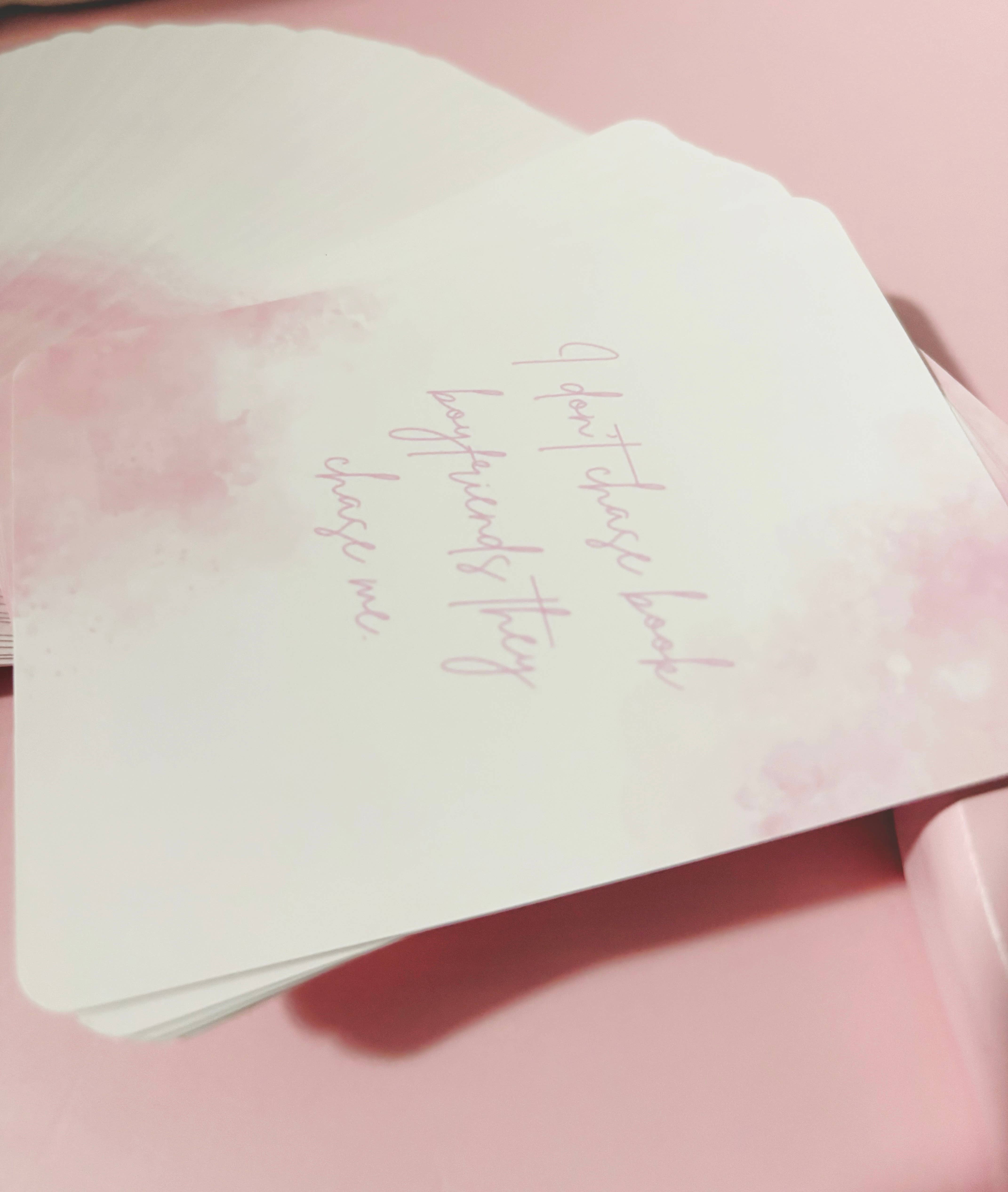 The Blush Hut – wholesale Bokmärke – Bokälskare Affirmationskort - 50 bokliga kort1