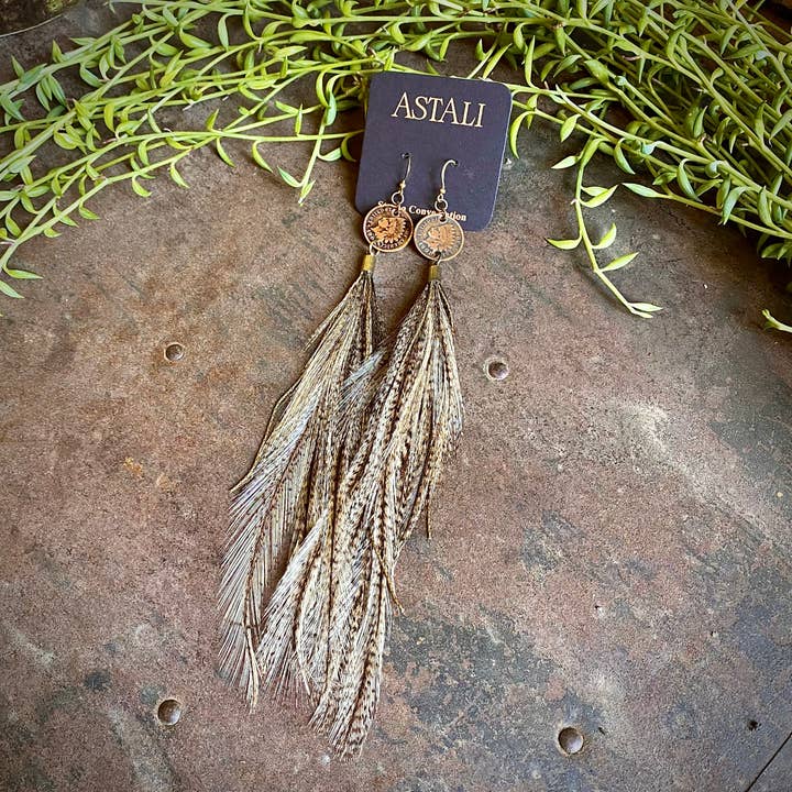 Coq de León Indian Cent och långa fjäderörhängen – Coq de Leon, Western-stil för wholesale på Faire1