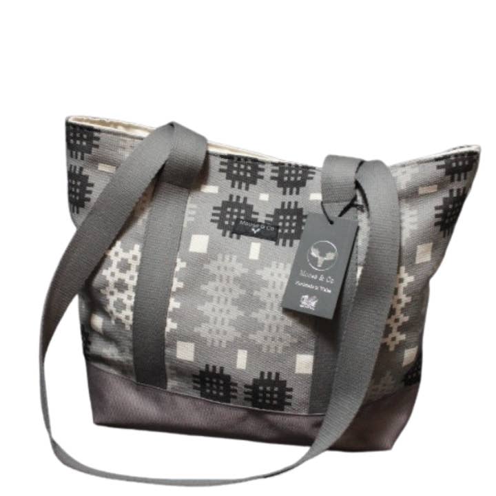 Moose & Co - Wholesale Tote Bag - Women's - Welsh Tapestry Blanket Print Shoulder Bags