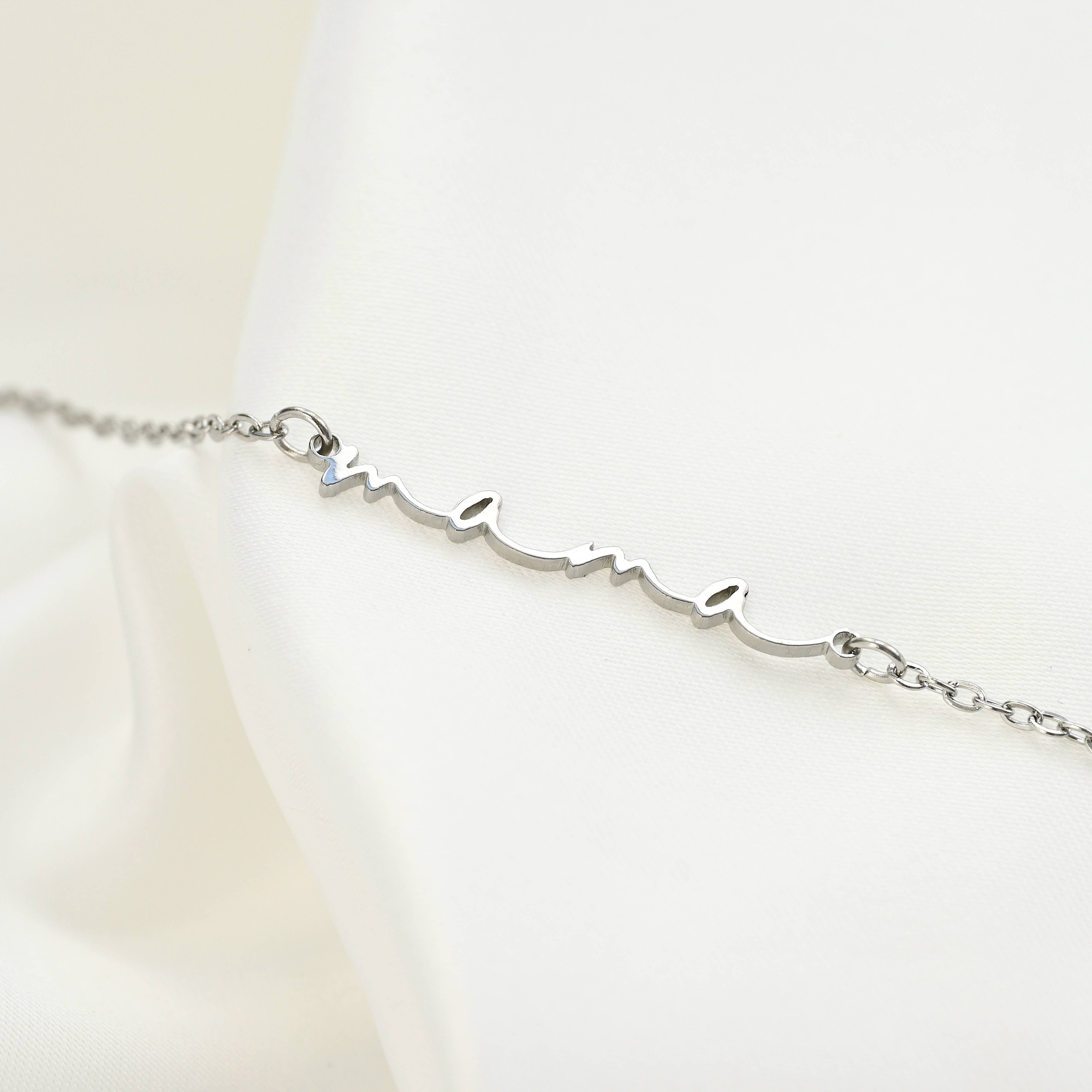 Blueyejewelry – Engroshandel Armbånd med vedhæng – Dainty Mama-armbånd - Mor-armbånd - Smykker til mors dag1