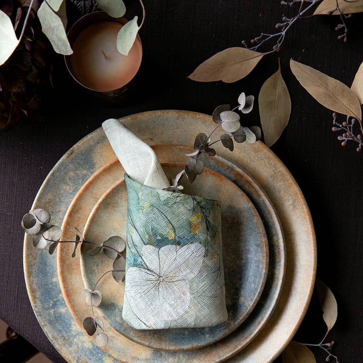Suisse Maison de Lin - Wholesale Dinner & cloth napkin - Japanese Floral Natural Linen Napkins 0