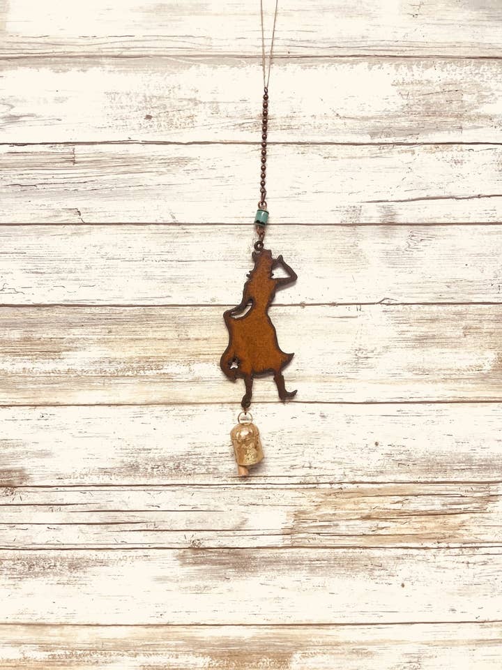 Cowgirl Bell Rustic Western Garden Home Decor Chime voor wholesale door Universal Ironworks USA