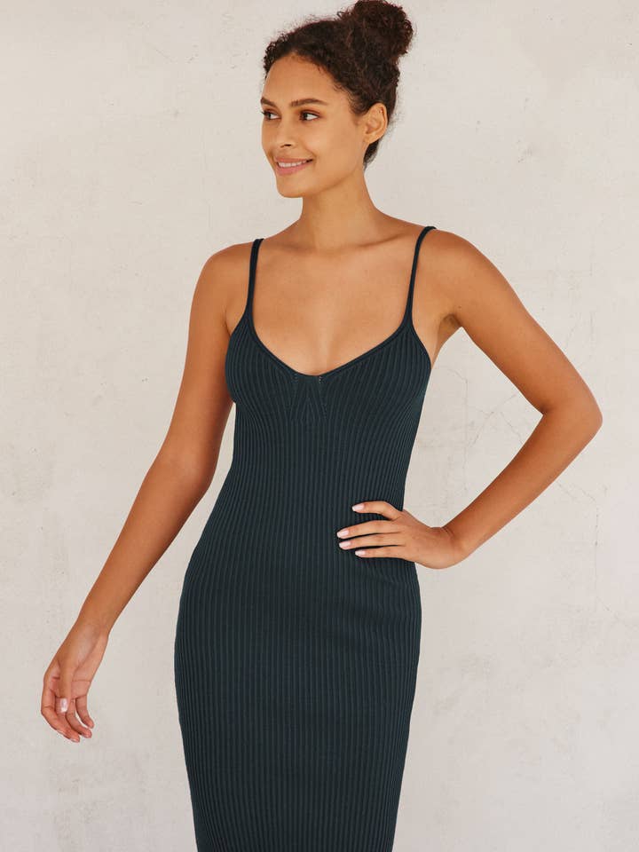 Dress Forum - Wholesale Jurk - Dames - FW5539 geribbelde gebreide mouwloze bodycon-jurk0