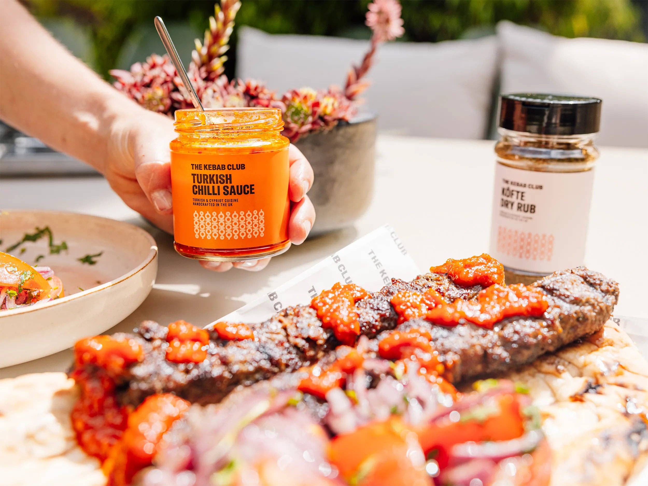 The Kebab Club – wholesale Hot sauce – Turkish Chilli Sauce2