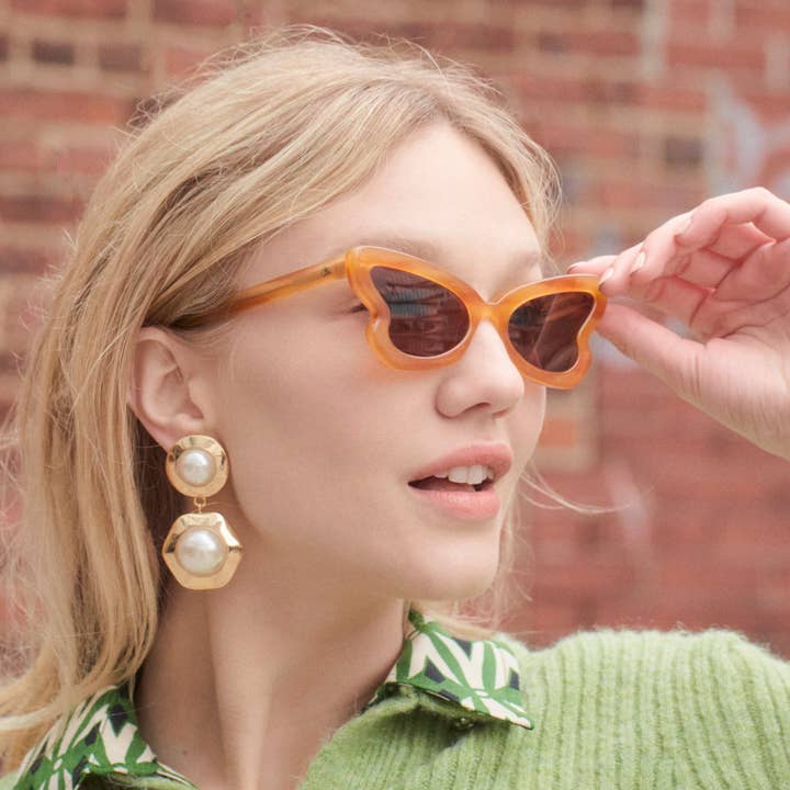 Lele Sadoughi - Wholesale Sunglasses - Women's - Blonde Tortoise Peggy Sunglasses