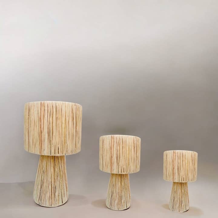 Gran Wholesale - Venta al por mayor Lámparas decorativas/de escritorio - Lámpara marroquí de rafia, lámpara de mesa de paja tejida a mano.