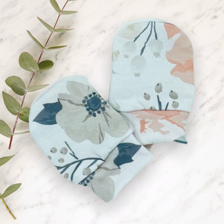 Guanti antigraffio floreali per neonate, 0-6 m per la vendita all'ingrosso da parte di Jolly Bundles