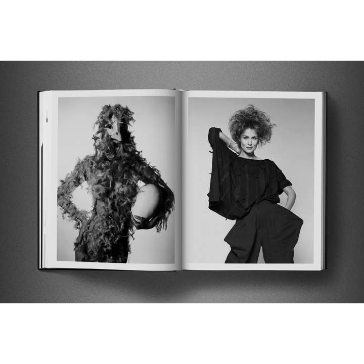 TASCHEN America - Wholesale Display Book - David Bailey. Eighties (English)8
